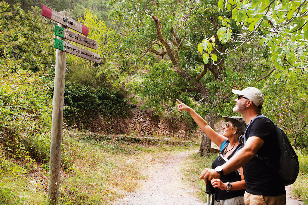 Escapada de fin de semana a la montaña: dónde dormir, comer y qué hacer en Espadán-Mijares